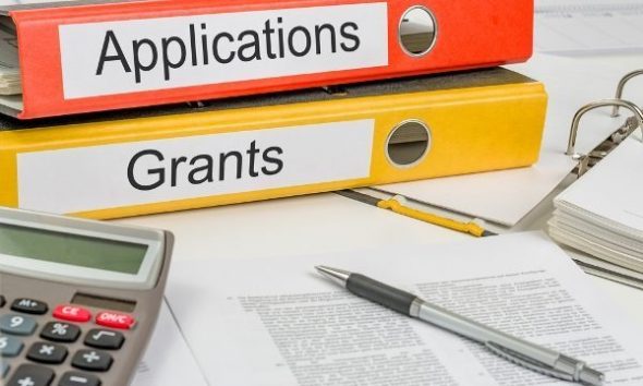 Use these 5 major tips to hunt your travel research grants.